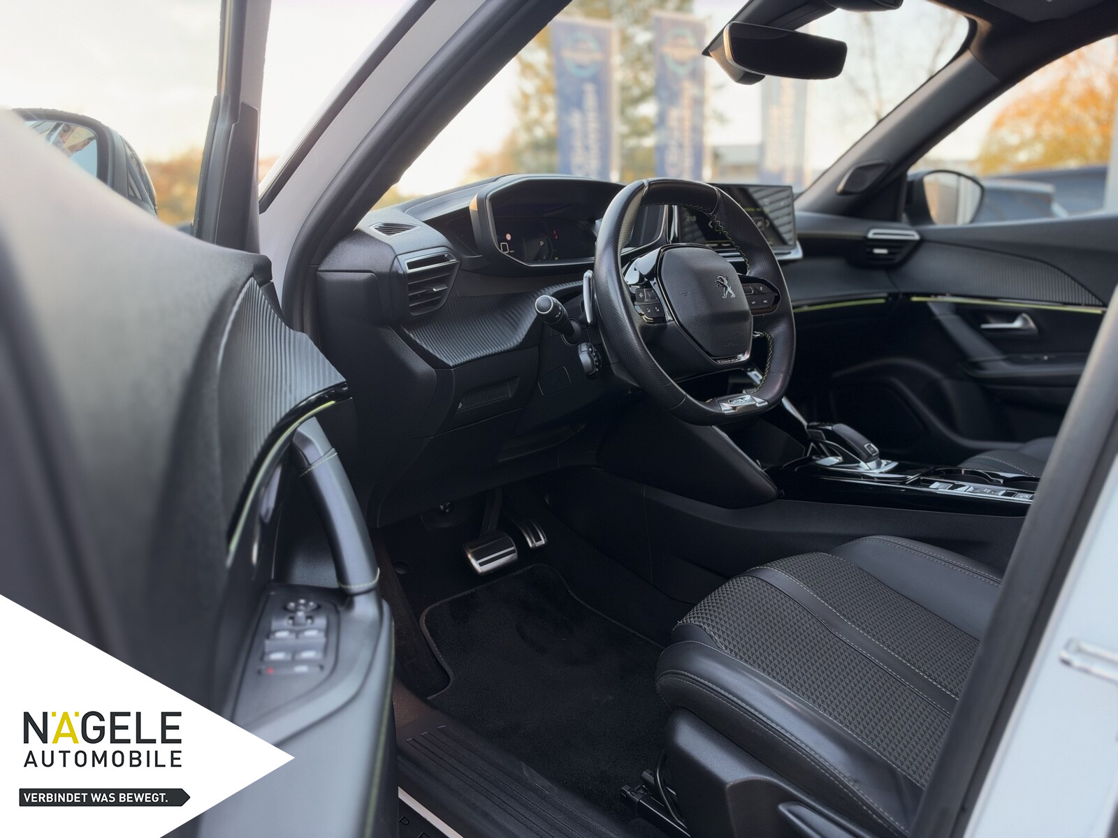 Peugeot 2008 GT 130 EAT8 NAVI+LED+SZH+DigCockpit