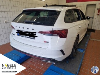 Octavia Combi RS 2.0 TSI+PANO+AHK+HeadUp+LED+ACC