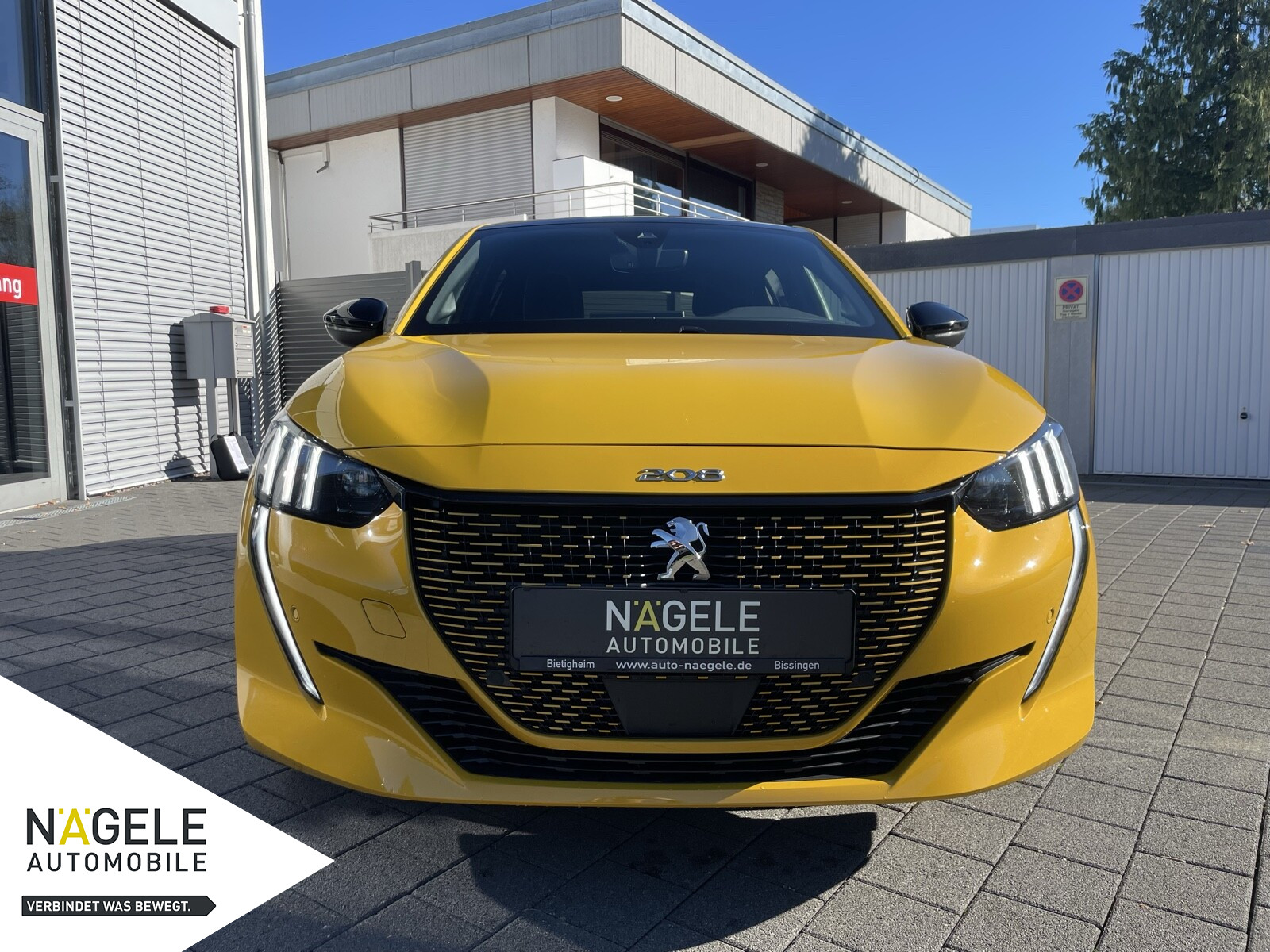 e-208 136 GT Pack|Navi| Panoramadach|SZH Klima