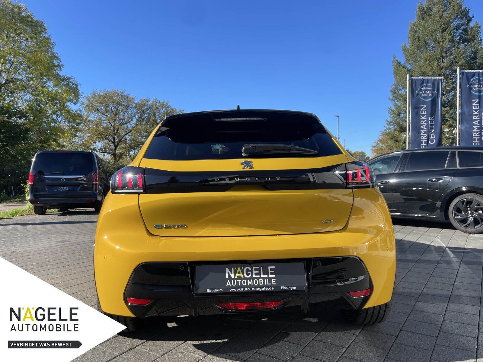 e-208 136 GT Pack|Navi| Panoramadach|SZH Klima
