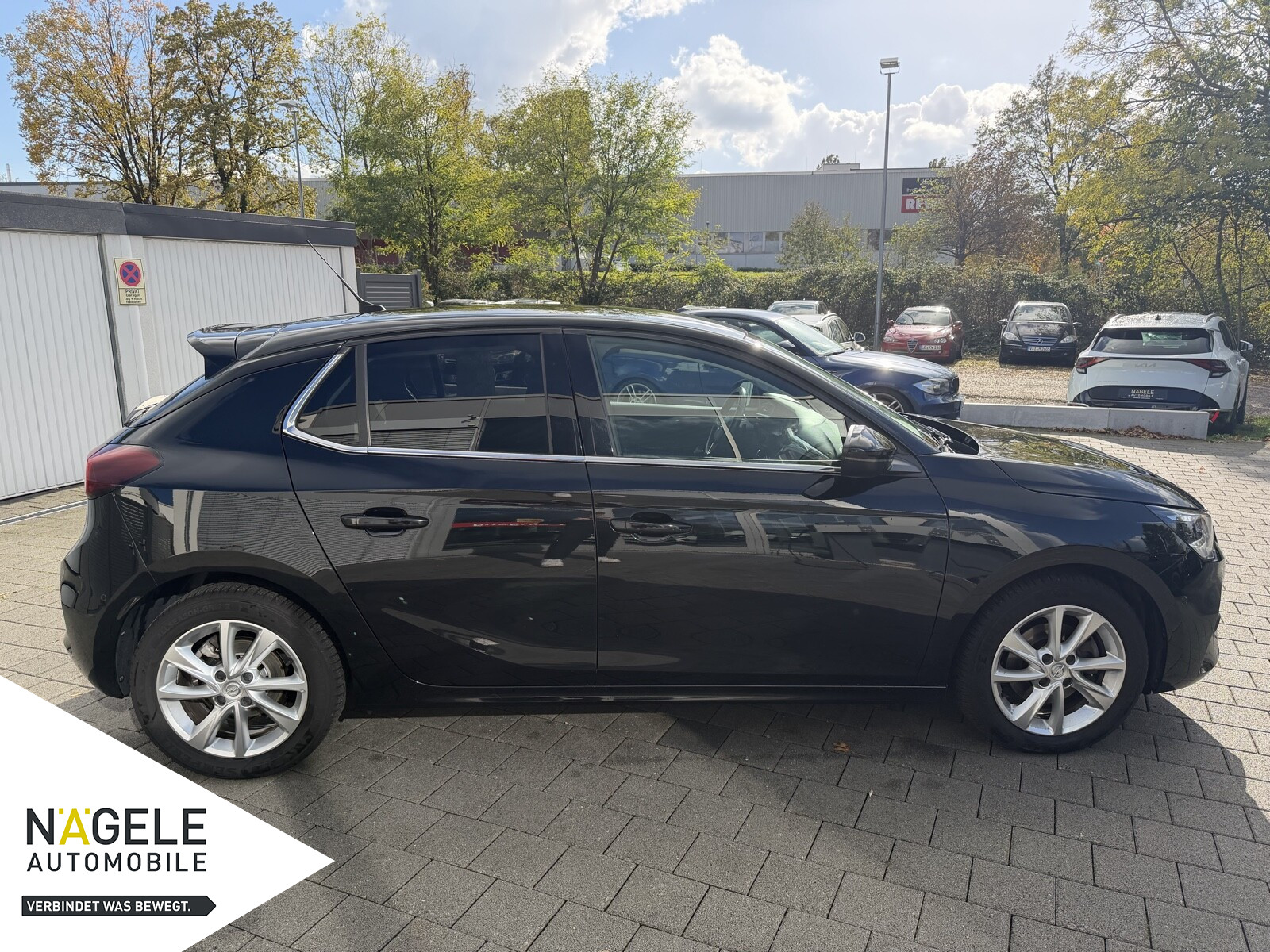 Corsa F Elegance Automat.+Kamera+Sitzhz+CarPlay