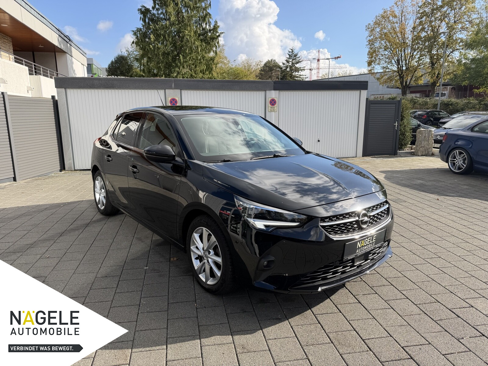 Corsa F Elegance Automat.+Kamera+Sitzhz+CarPlay