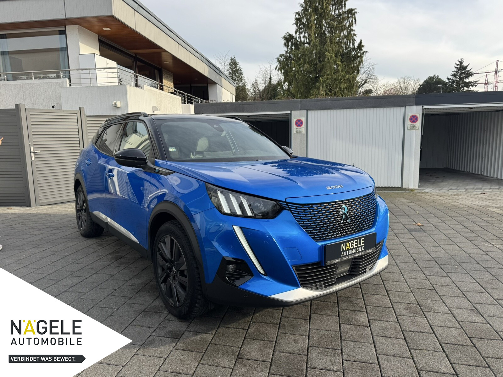 e2008 GT Pack+Navi+Pano+Sitzheizung+Kamera