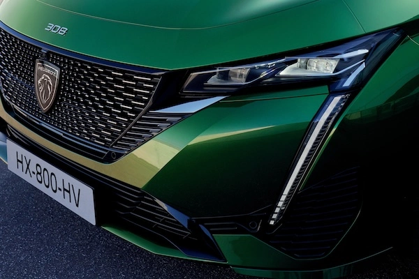 peugeot-licht-test